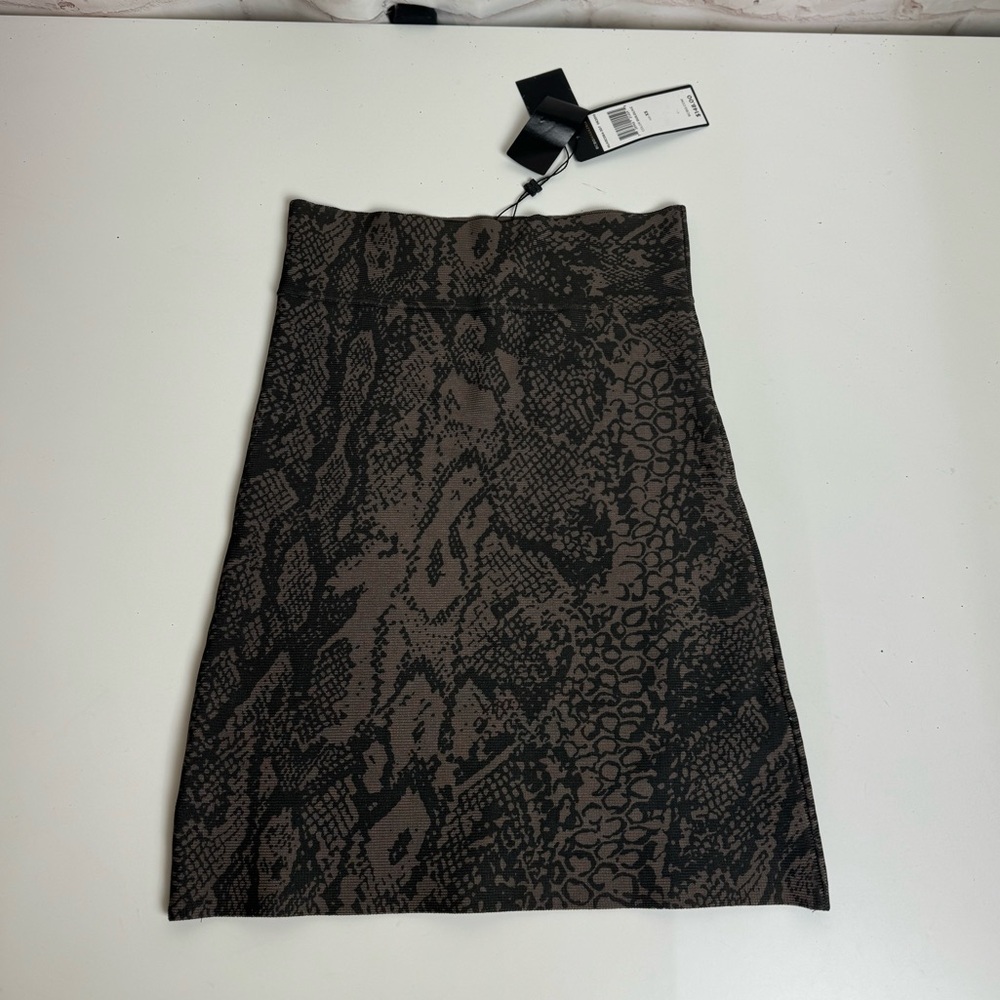 BCBG Maxazria Skirt XS